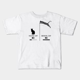 House Cat vs Bengal Cat - blk Kids T-Shirt